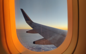 Read more about the article Flying Long‑Haul in Economy? Here’s How to Make It Bearable