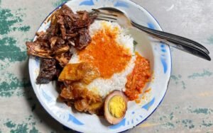 Read more about the article How to Eat in Legian, Bali for Under $5: A Budget Food Guide